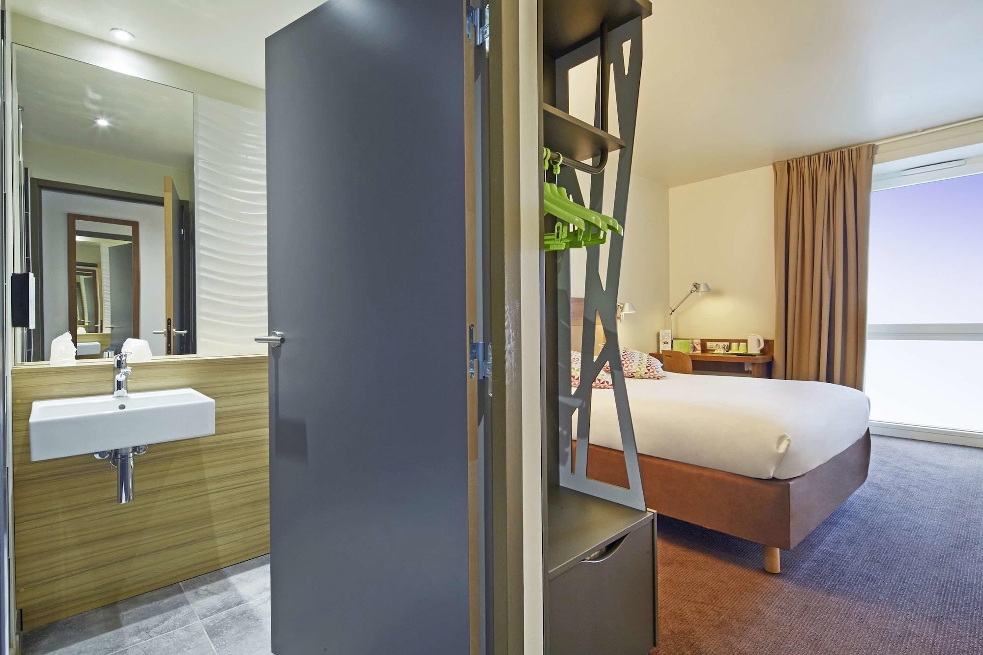 Campanile Paris Sud Saclay- Gif Sur Yvette Hotel Gif-sur-Yvette Exterior photo
